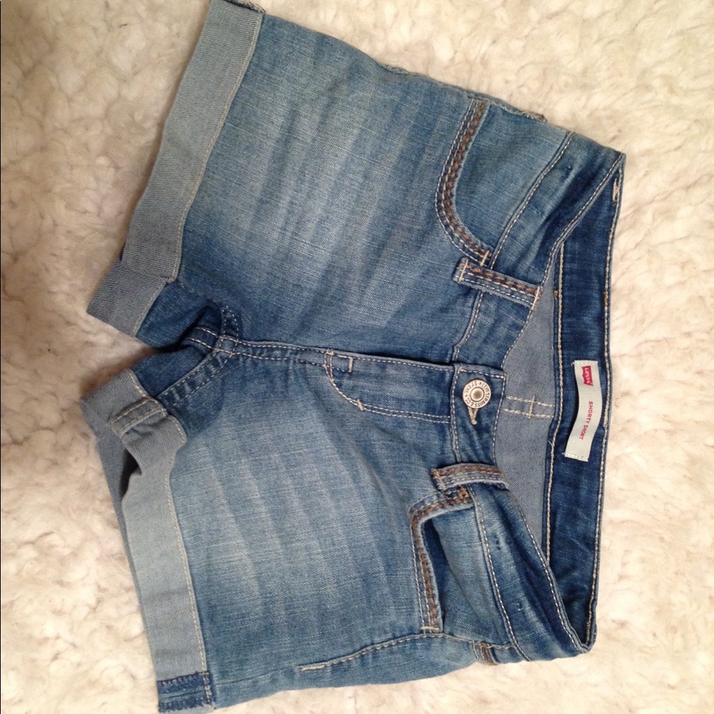 Levi's